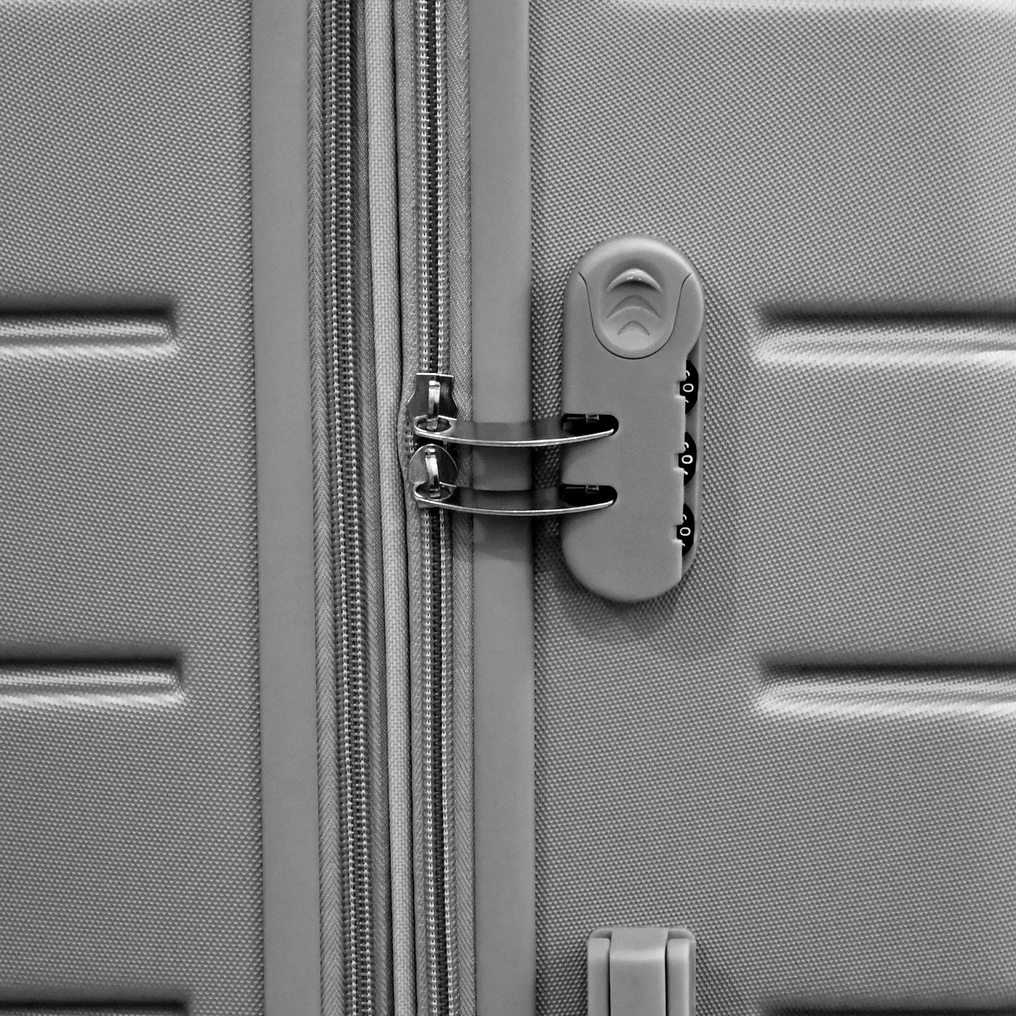 Armoured Expandable 4Pc Abs Luggage Set (20/24/28/32")