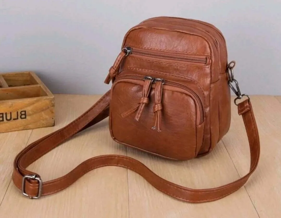 Bag - Crossbody - brown leather 1