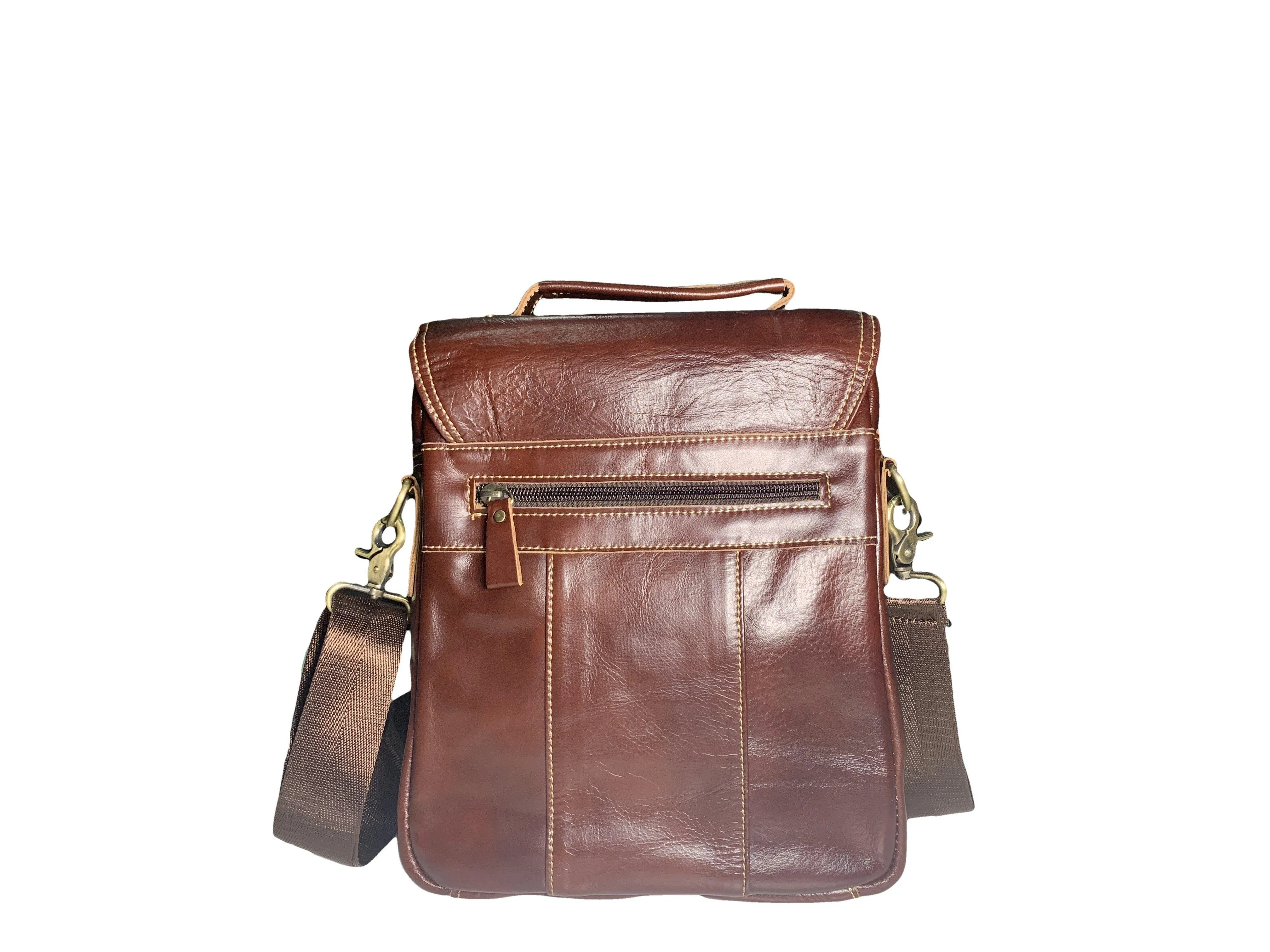 Discovery X Messenger Dark Brown Leather Travel Bag